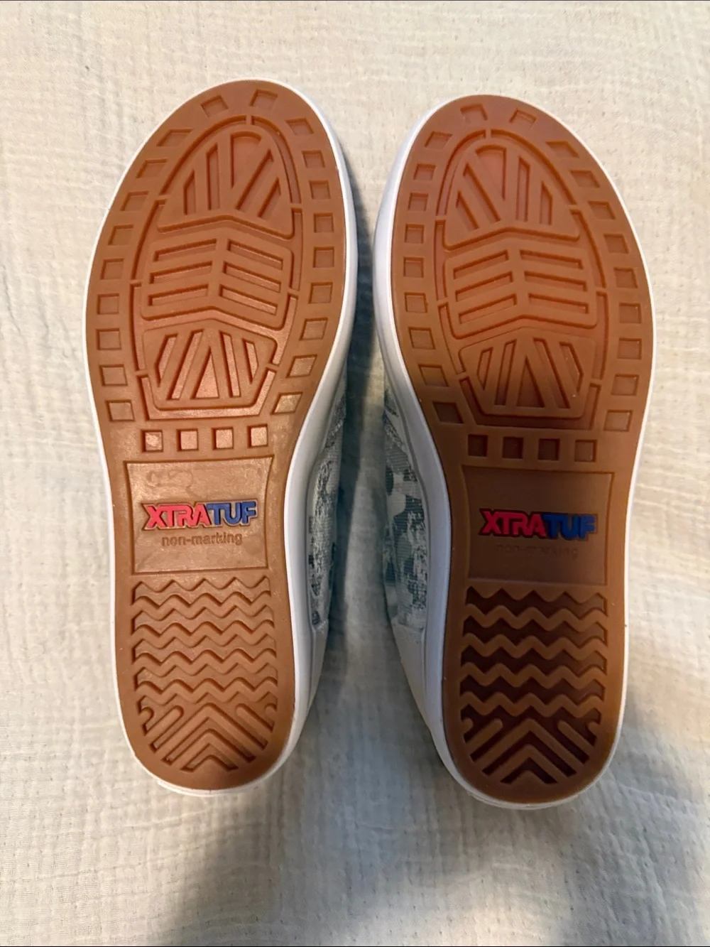 Women’s Slip-On Sneakers in Light Gray Camo